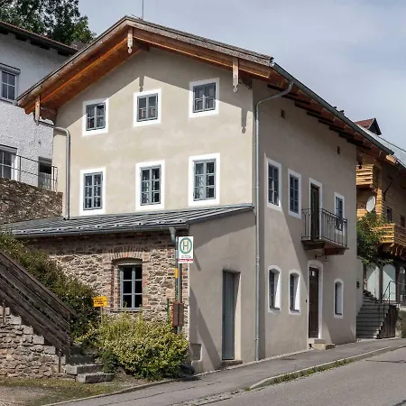 Schlosserhaus