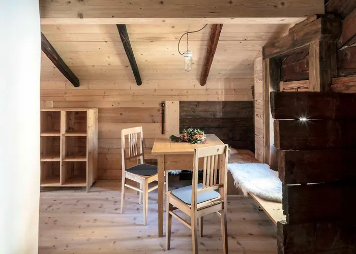 Schlosserhaus * 램